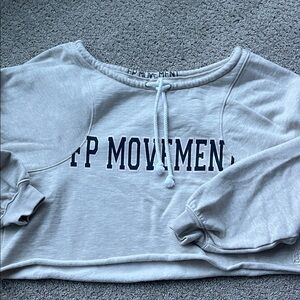 Free people for the win off the shoulder sweatshirt xs excellent condition